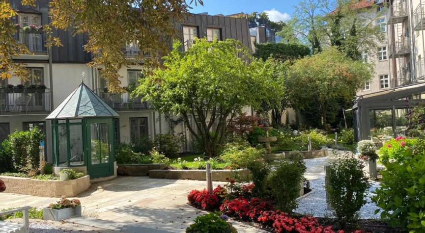 MAXIMILIAN MUNICH Apartments & Hotel