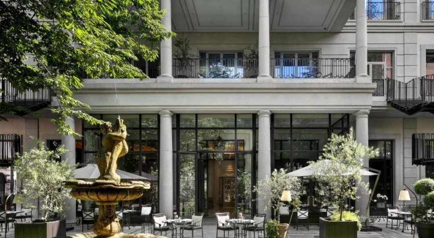 Palazzo Parigi Hotel & Grand Spa LHW