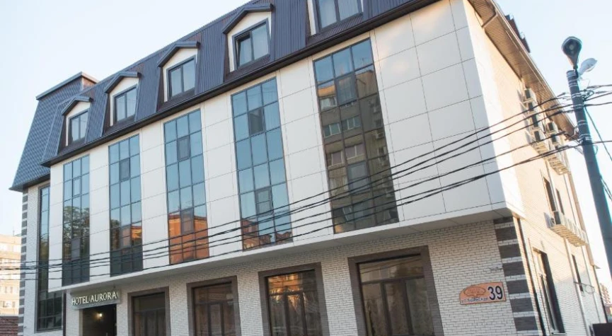 Avrora Hotel