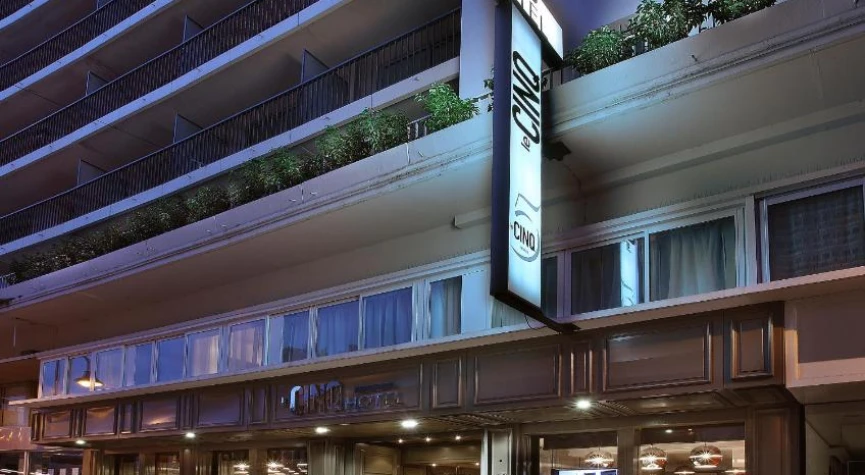 Hotel le Cinq Hyper - Centre