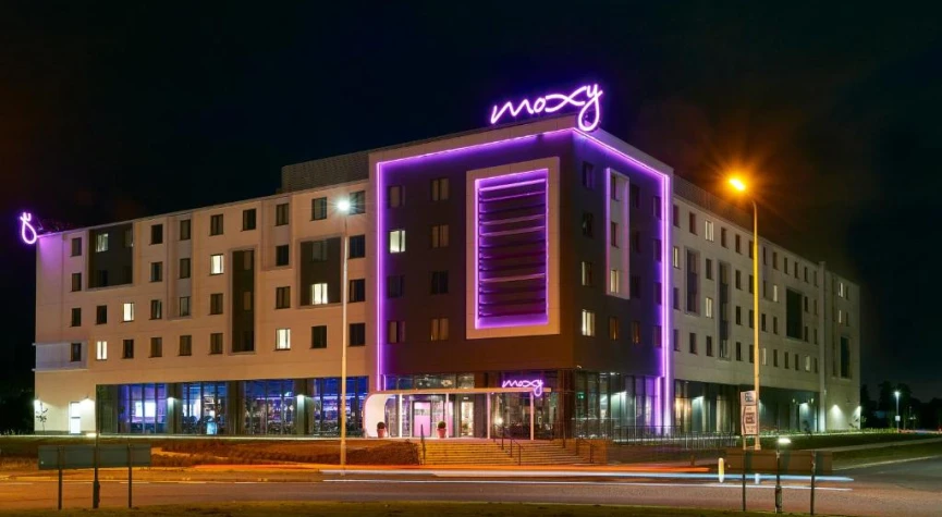 Moxy Edinburgh Airport