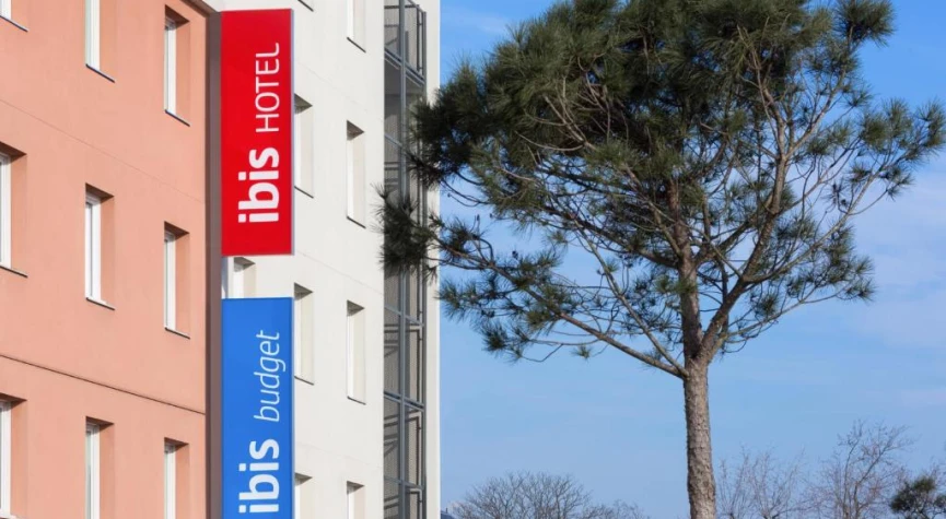 Ibis Orly Chevilly Tram 7