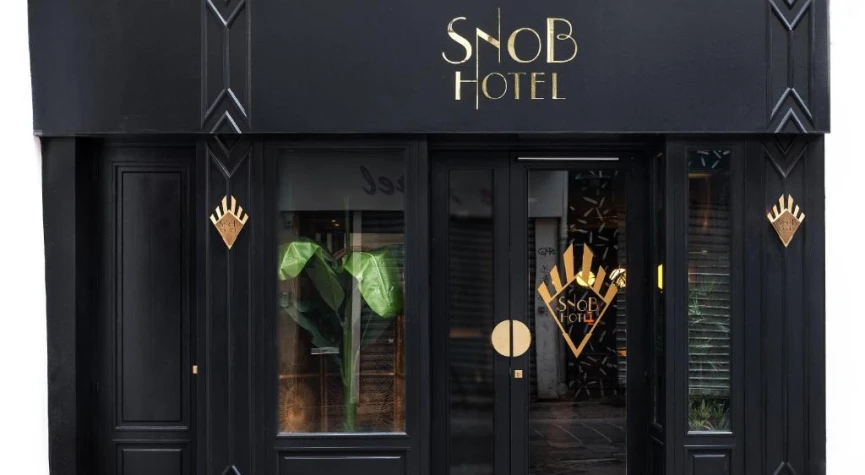 Snob Hotel by Elegancia
