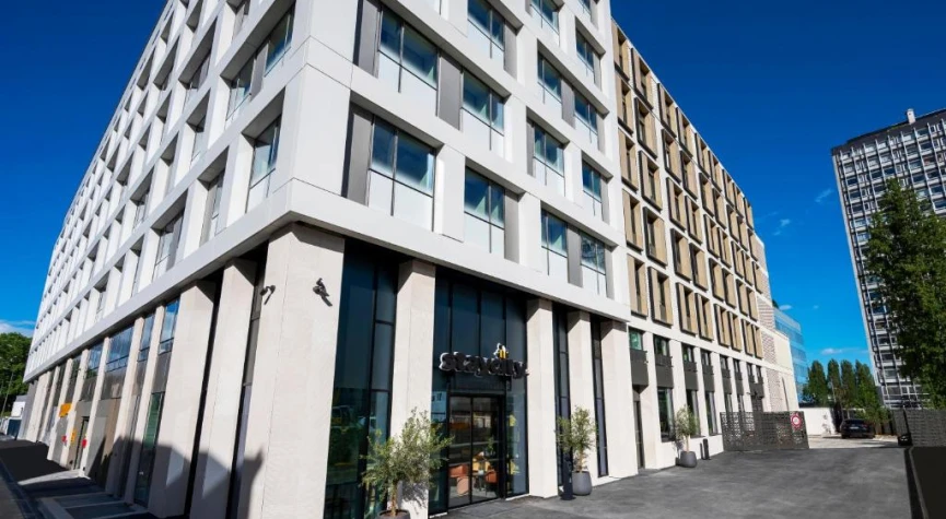 Staycity Aparthotels Paris La Defense