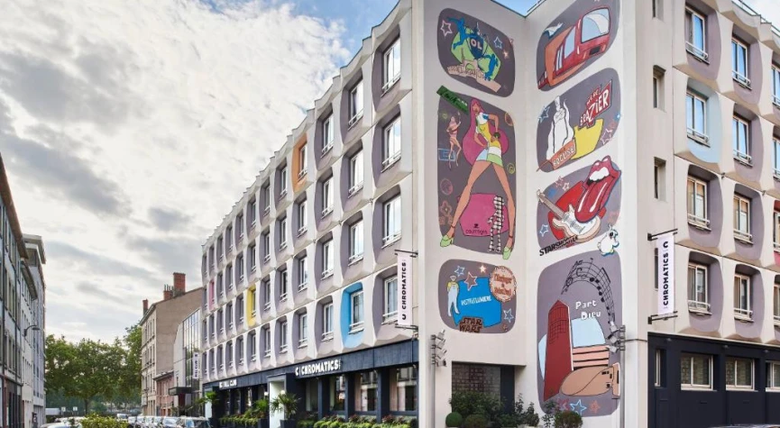 Hôtel Chromatics & Restaurant Hill Club by HappyCulture