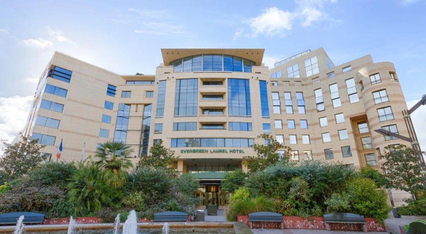 Evergreen Laurel Hotel