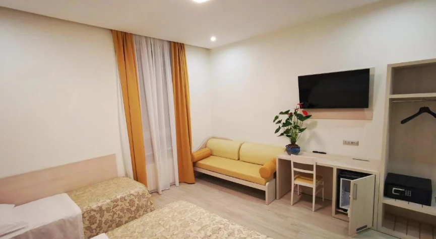 CSI Group - Hotel Metropoli