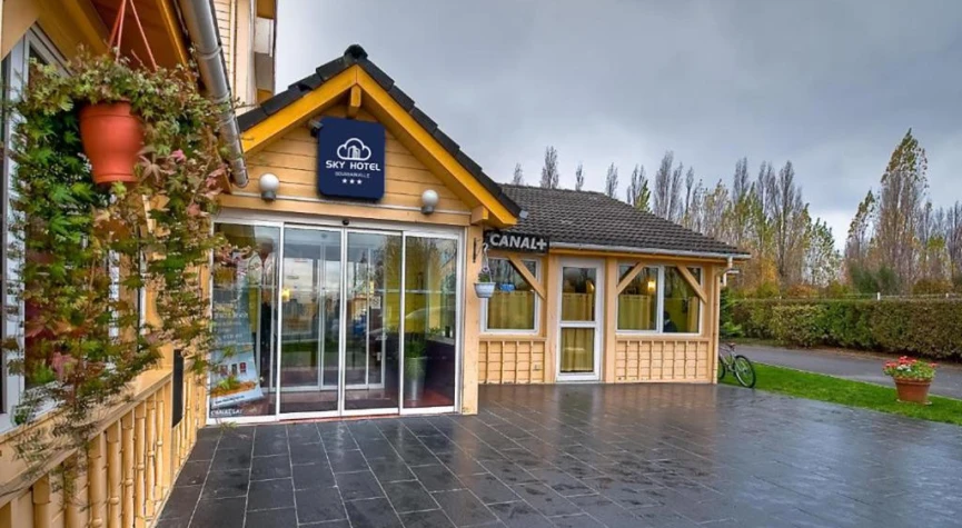 Sky Hotel Goussainville Charles de Gaulle