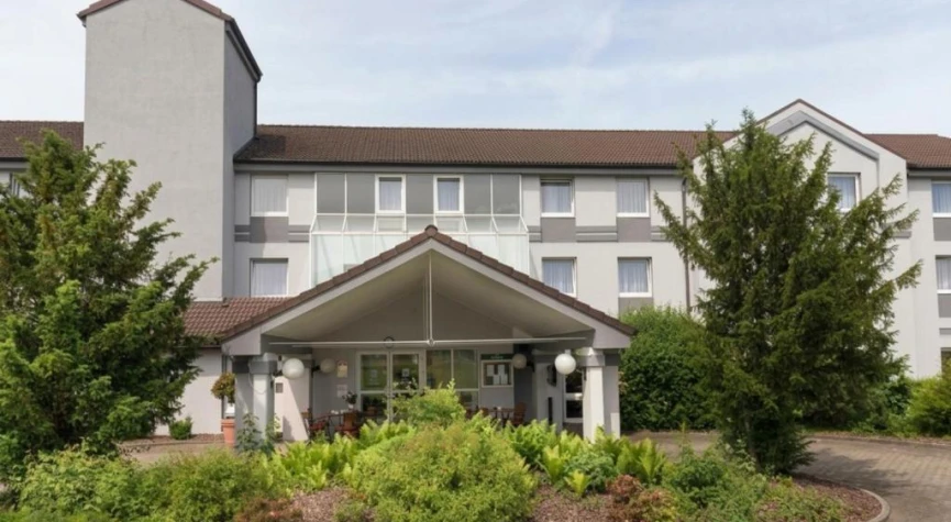 Peine Salzgitter Hotel by Belvilla