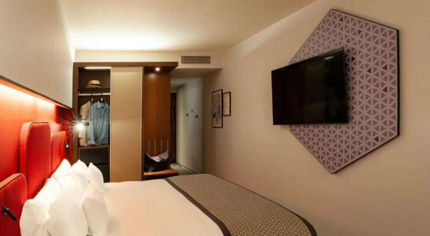 Hotel Indigo Barcelona Plaza Espana, an IHG Hotel