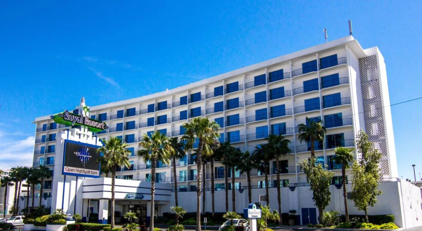Royal Resort