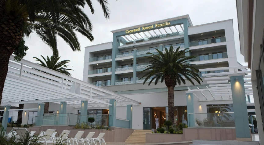 Cronwell Resort Sermilia