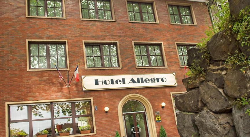 Hotel Allegro