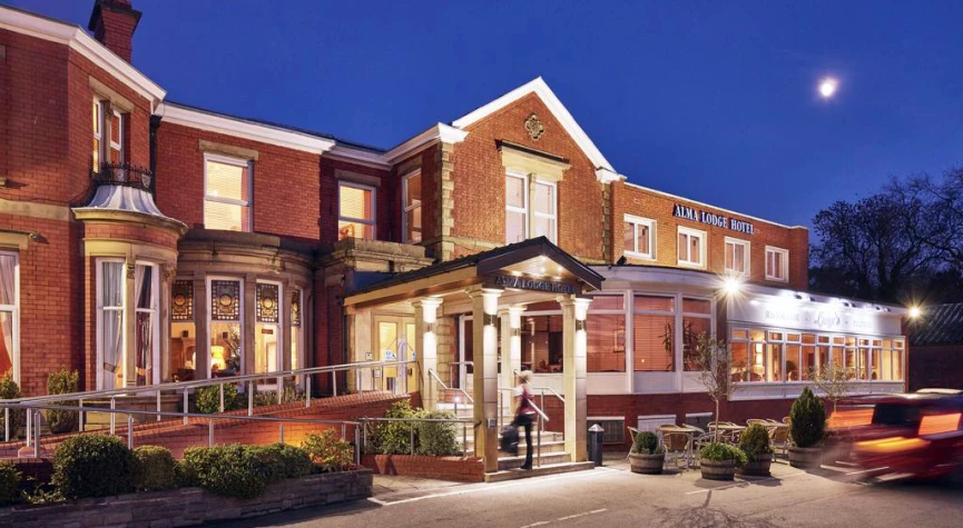 Alma Lodge Hotel