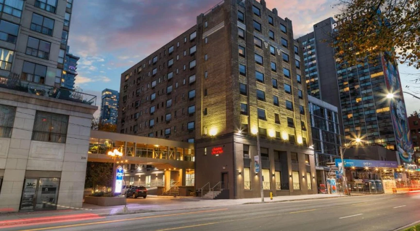 Hampton Inn & Suites by Hilton Toronto Downtown