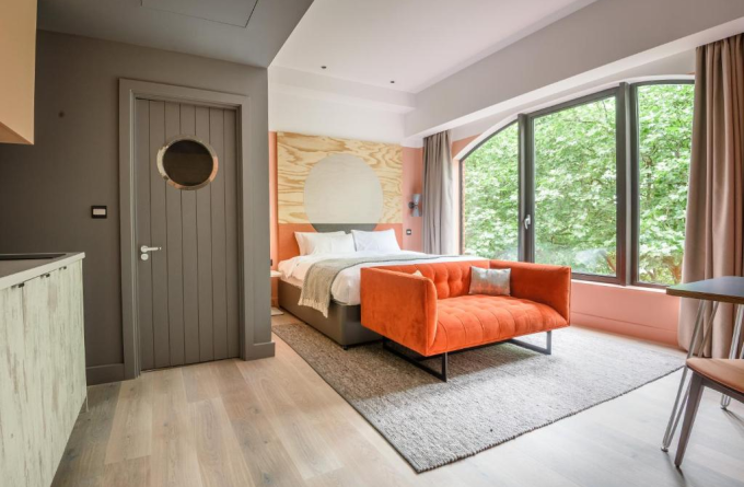 room2 Southampton Hometel