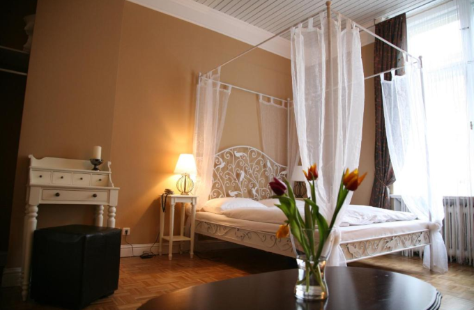 Hotel-Maison Am Olivaer Platz