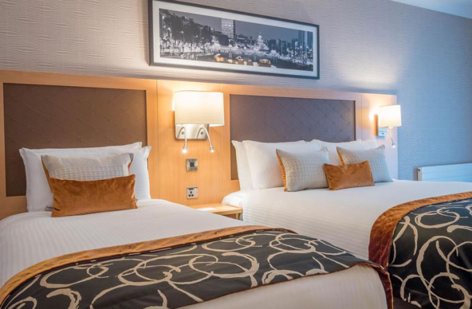 Clayton Hotel Cardiff Lane