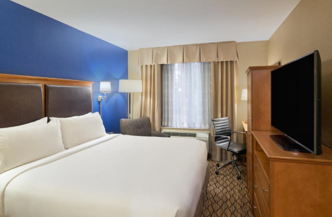 Holiday Inn Express New York City Chelsea, an IHG Hotel