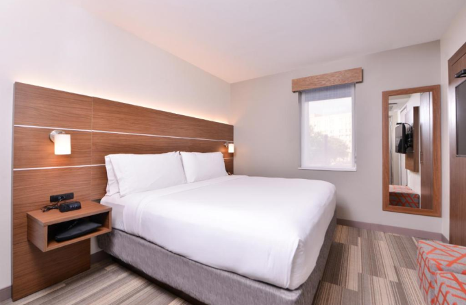 Holiday Inn Express New Orleans - St. Charles