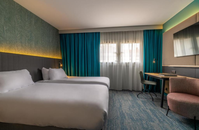 Holiday Inn Reims Centre, an IHG Hotel