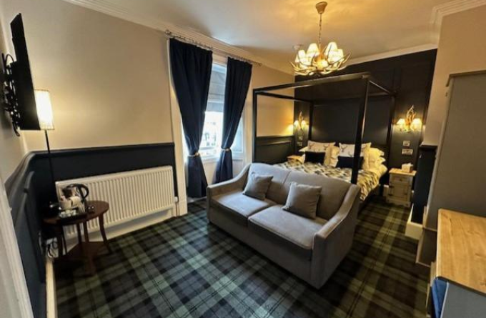 The Original Rosslyn Inn