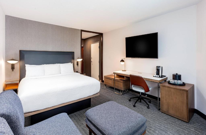 Courtyard by Marriott Anaheim Resort/Convention Center