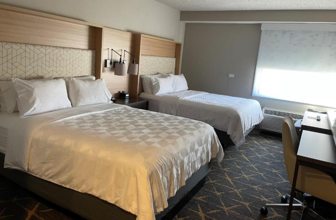 Holiday Inn Hotel & Suites Chicago - Downtown by IHG