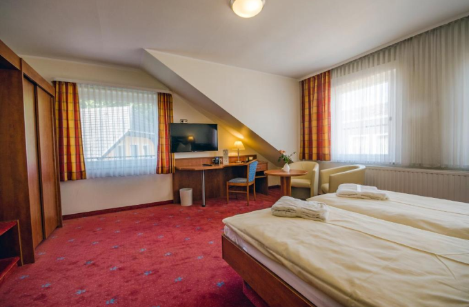 AVALON Hotelpark Königshof