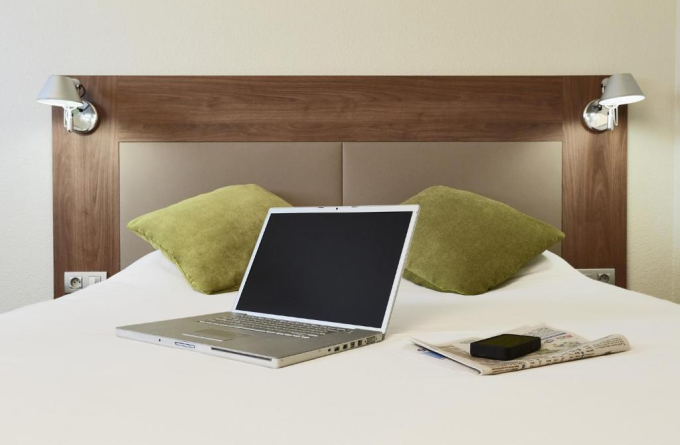 Campanile Blanc-Mesnil