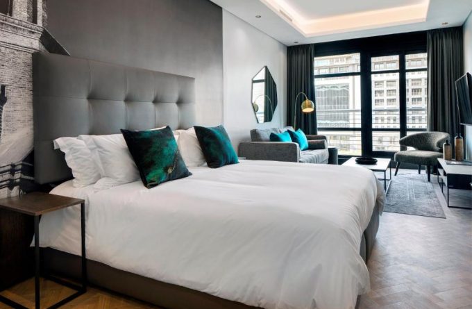 The Onyx Apartment Hotel by NEWMARK