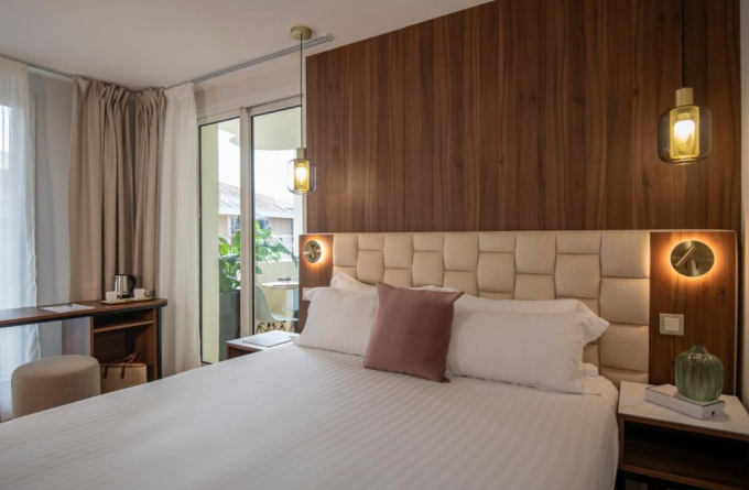 Le Cetai Cannes Beach Hotel