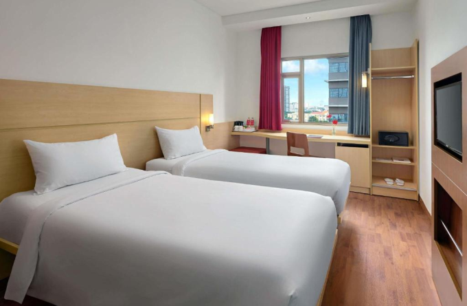 Ibis Saigon South