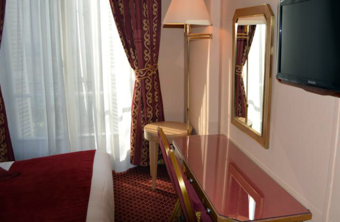 Hotel Royal Elysees
