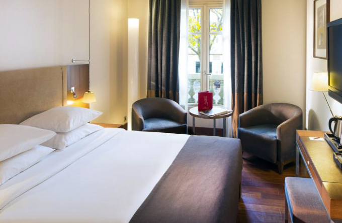 Radisson Blu Champs-Elysees, Paris