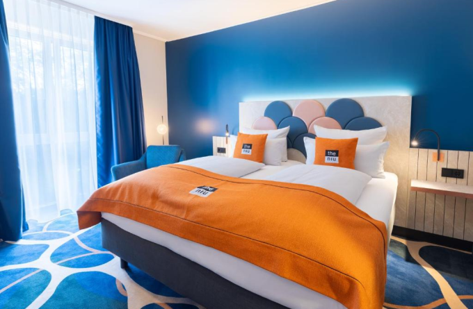 Holiday Inn – the niu, Stream Mönchengladbach