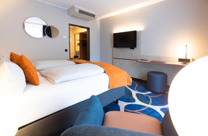 Holiday Inn – the niu, Stream Mönchengladbach