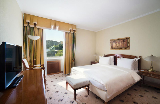 Radisson Slavyanskaya Hotel & Business Center