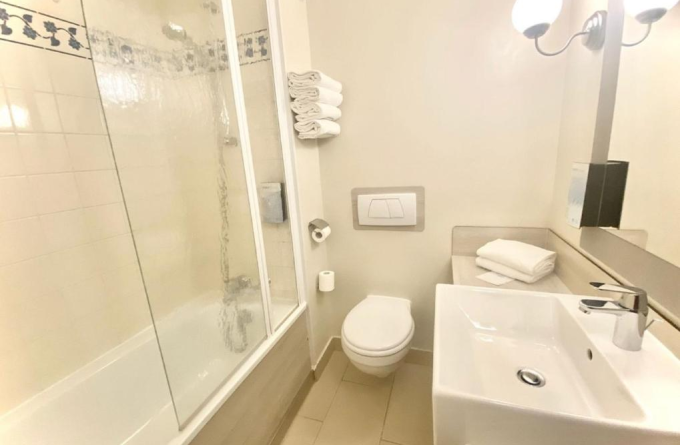 Campanile Val de France