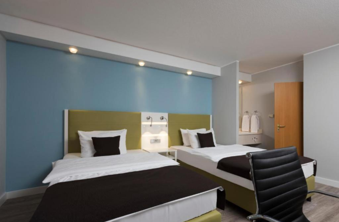 Peine Salzgitter Hotel by Belvilla