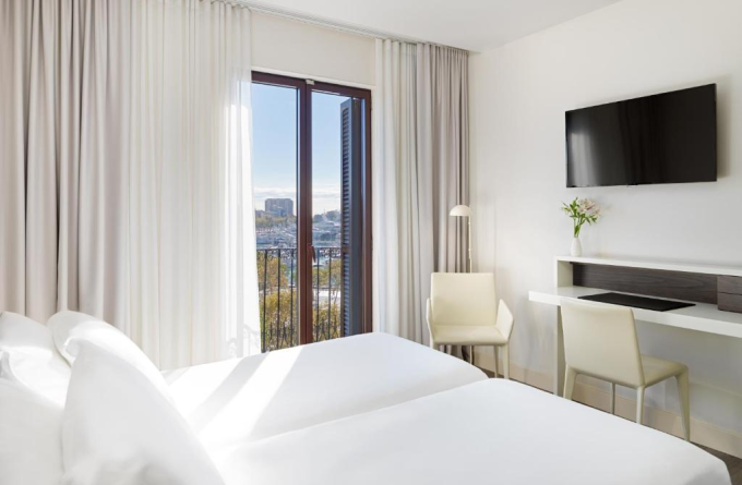 H10 Port Vell 4* Sup