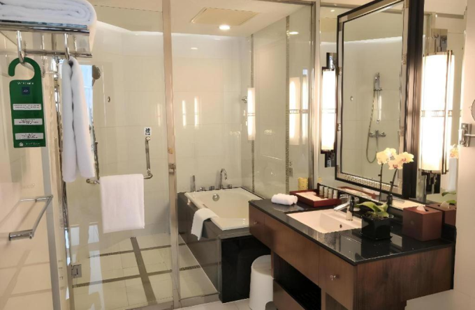 Grand Soluxe Zhongyou Hotel