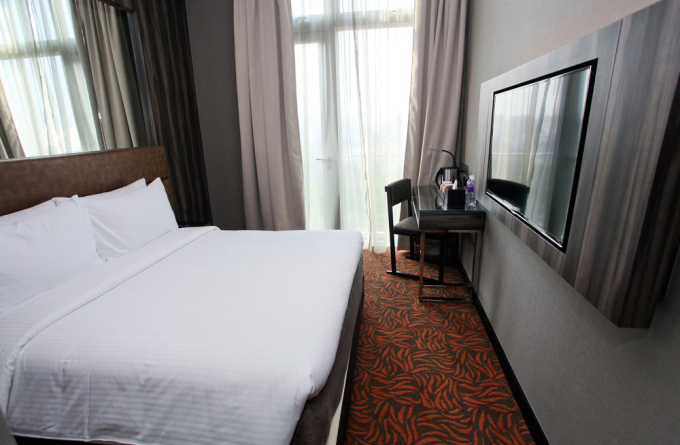 Aqueen Hotel Paya Lebar