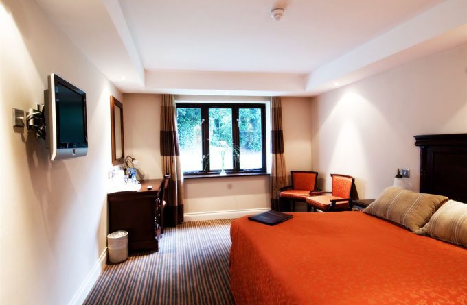 The Casa Hotel and Marco Pierre White Restaurant - Camberley West