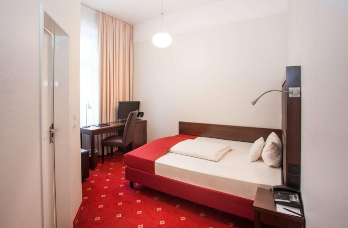 Centro Hotel National Frankfurt City, Trademark Collection by Wyndham