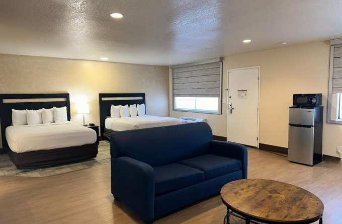 Stanford Inn & Suites Anaheim