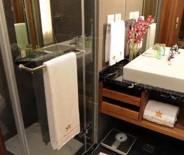 Pacific Business Hotel