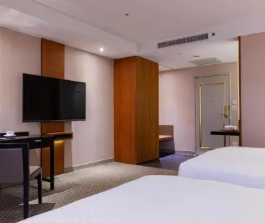 Pacific Business Hotel