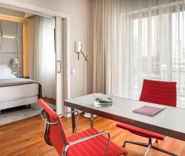 NH Collection Madrid Colón