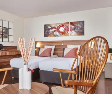 Hotel Gatsby by Happyculture